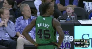 Punk Sacramento kid shows up Gerald Wallace