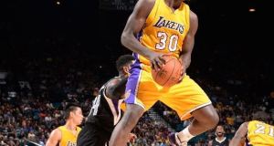 Rumor: Celtics sought Lakers Randle for Rajon Rondo